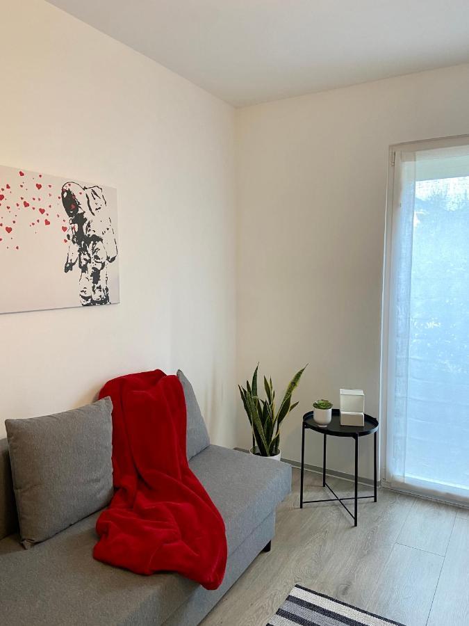 Appartamento Miranda Con Giardino Privato E Pool Exterior foto